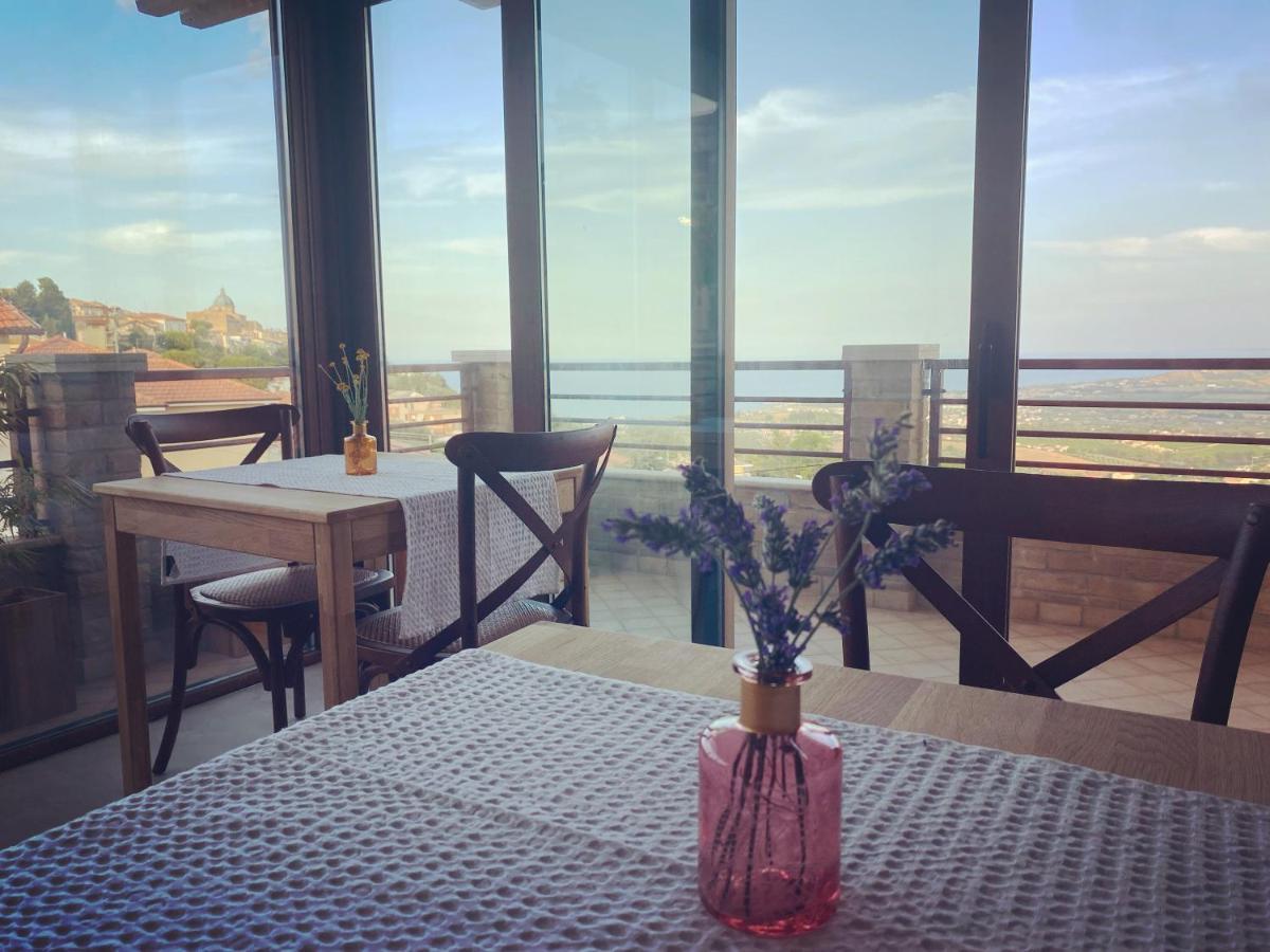 Seta Luxury Διαμέρισμα Roseto Degli Abruzzi Εξωτερικό φωτογραφία